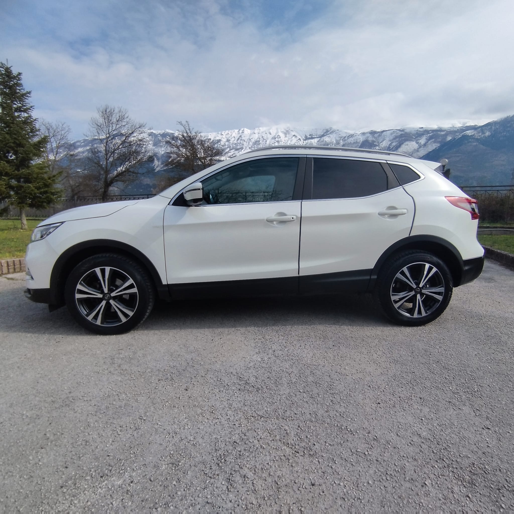 NISSAN QASHQAI  TECNA + 