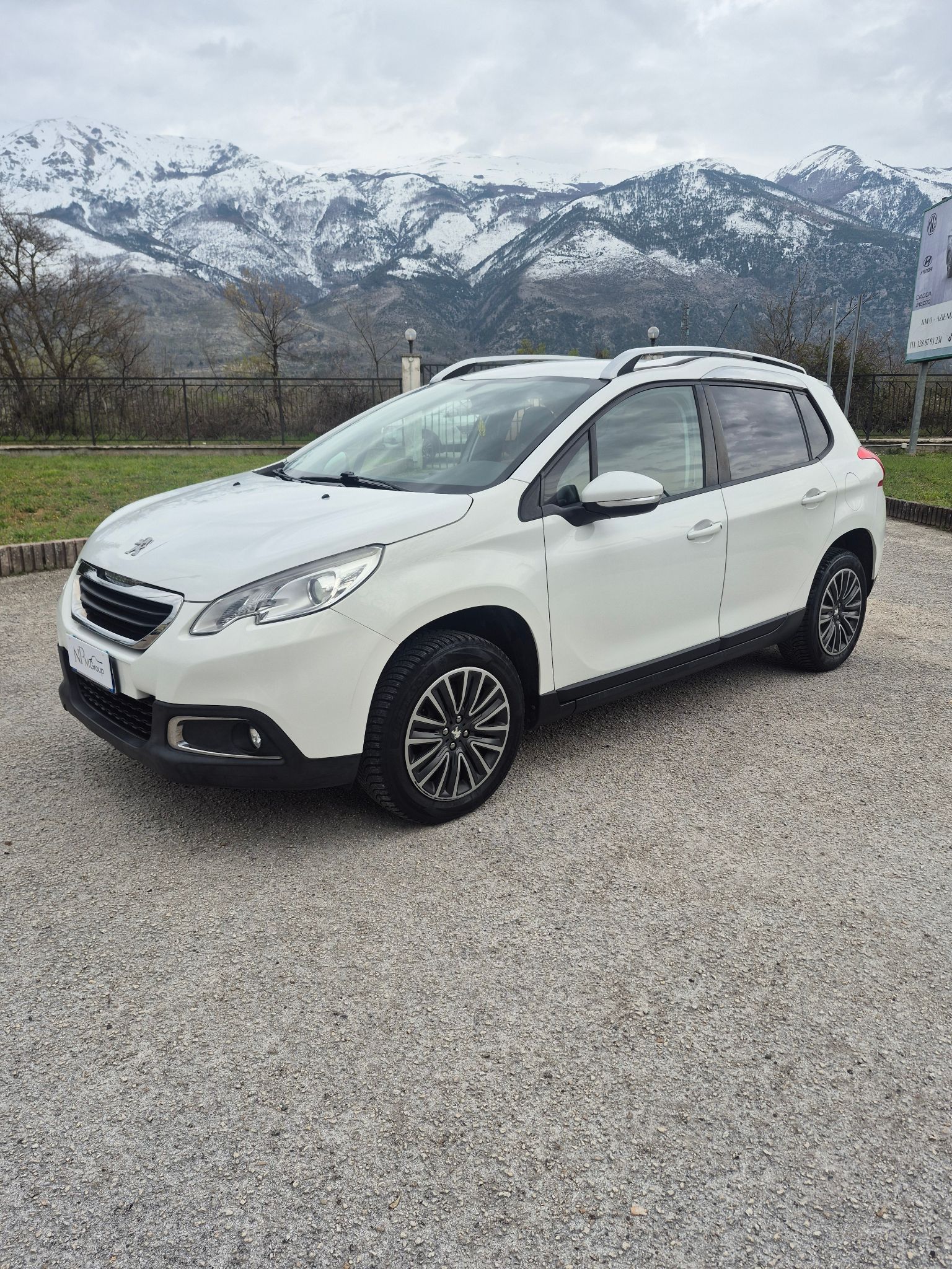 PEUGEOT 2008